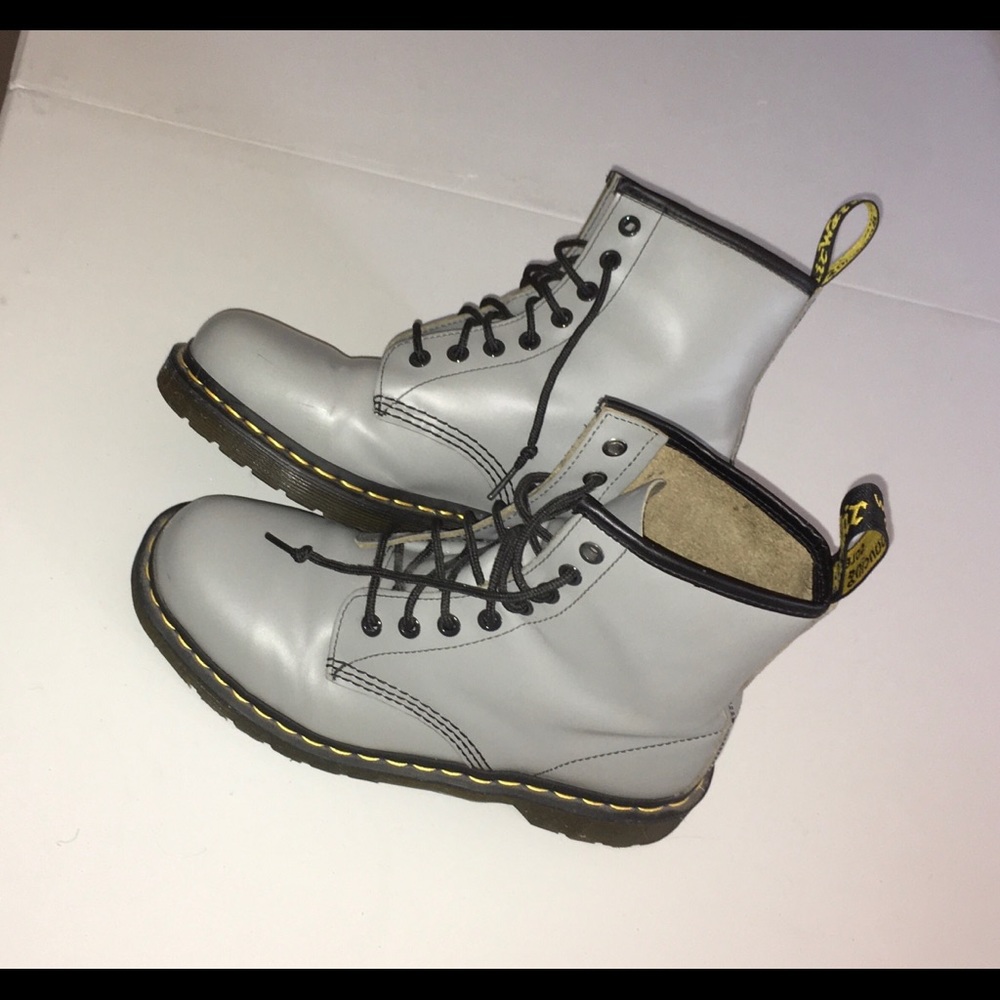 Doc Martens 1460 Original, Gray 8-eyelet Womens 9